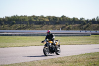 Rockingham-no-limits-trackday;enduro-digital-images;event-digital-images;eventdigitalimages;no-limits-trackdays;peter-wileman-photography;racing-digital-images;rockingham-raceway-northamptonshire;rockingham-trackday-photographs;trackday-digital-images;trackday-photos